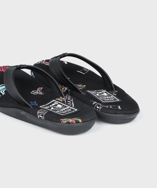 ISLAND SLIPPER（アイランドスリッパ）の「ISLAND SLIPPER × Psycho