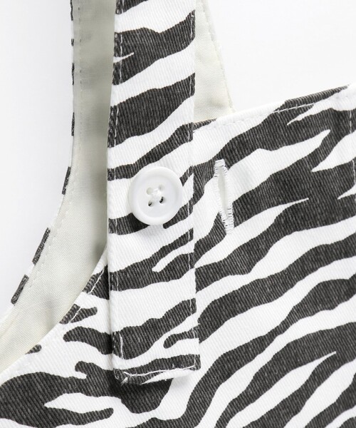 BRANSHES（ブランシェス）の「【プチプラ】ツイル総柄プリントジャンパースカート（ジャンパースカート・キッズ・ブラック/ベージュ/オフホワイト・90/100/110/120/130）」の16枚目の写真