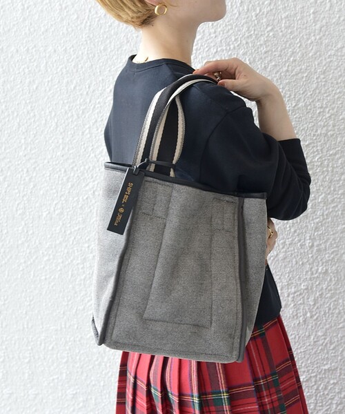 folna（フォルナ）の「【SHIPS any別注】Folna: ライン ハンドル リバーシブル トート バッグ（トートバッグ・レディース・ブラウン/ネイビー/チャコールグレー・ONE SIZE）」の4枚目の写真
