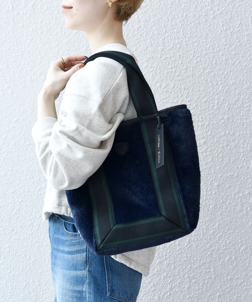 folna（フォルナ）の「【SHIPS any別注】Folna: ライン ハンドル リバーシブル トート バッグ（トートバッグ・レディース・ブラウン/ネイビー/チャコールグレー・ONE SIZE）」の9枚目の写真