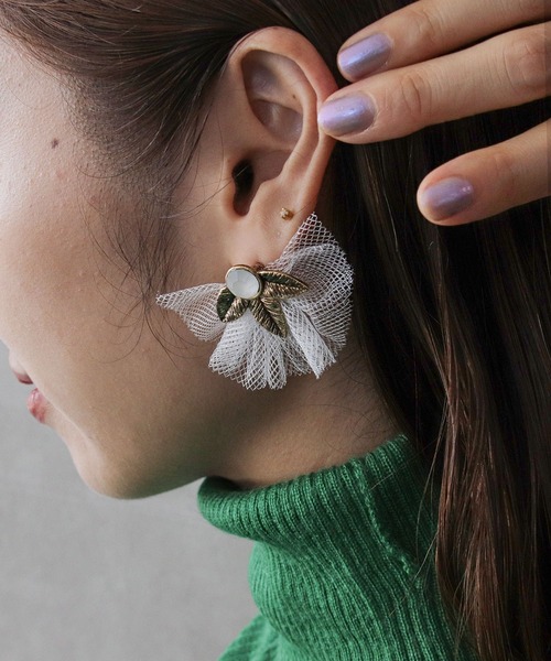 Cepica（セピカ）の「チュールギャザー飾りピアス（ピアス（両耳用