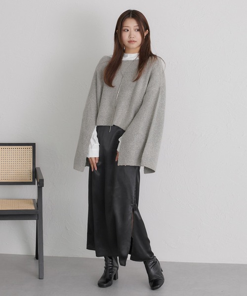 soie by apres jour mignon(ソワバイアプレジュールミニョン)の「【soie by apres jour mignon】袖スリットブークレニットポンチョ【ZOZOTOWN限定アイテム】(ニット/セーター・レディース・レッド/グレー/アイボリー/ブラック・フリー)」の9枚目の写真