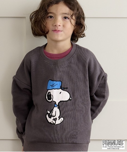PEANUTS（ピーナッツ）の「【PEANUTS】スヌーピー/ウラケトレーナー（80～150cm）（スウェット・キッズ・オフホワイト/チャコール/ライトブルー/オレンジ・90/80/130/110/150/95/100/120/140）」の2枚目の写真