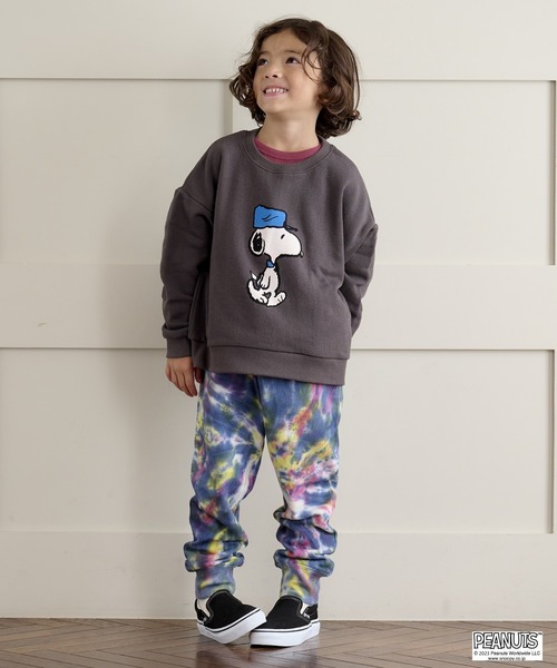 PEANUTS（ピーナッツ）の「【PEANUTS】スヌーピー/ウラケトレーナー（80～150cm）（スウェット・キッズ・オフホワイト/チャコール/ライトブルー/オレンジ・90/80/130/110/150/95/100/120/140）」の18枚目の写真