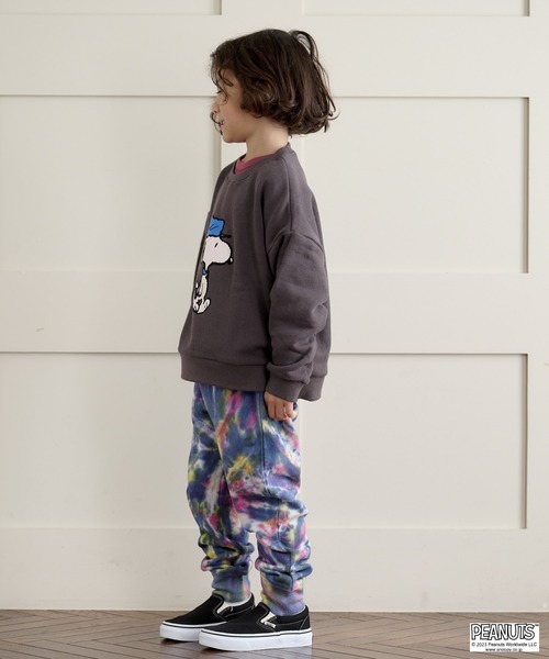 PEANUTS（ピーナッツ）の「【PEANUTS】スヌーピー/ウラケトレーナー（80～150cm）（スウェット・キッズ・オフホワイト/チャコール/ライトブルー/オレンジ・90/80/130/110/150/95/100/120/140）」の19枚目の写真