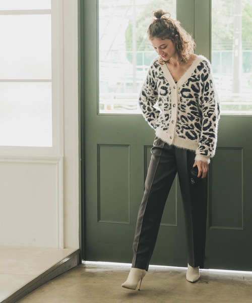 coca（coca）（コカ）の「シャギーレオパードカーディガン（カーディガン/ボレロ・レディース・チャコール/アイボリー・ONE SIZE）」の8枚目の写真