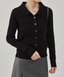 ボタン付きカーディガン