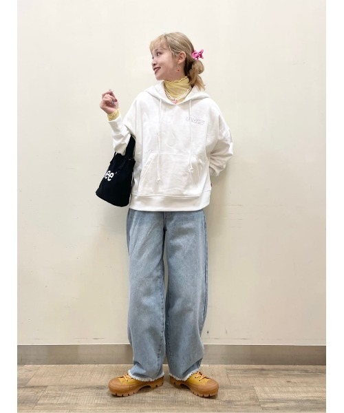 Levi's(リーバイス)の「【Levi's】プリントパーカー(パーカー・レディース・ホワイト・S/M)」の11枚目の写真