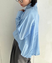 クロップド丈バックプリーツシャツ