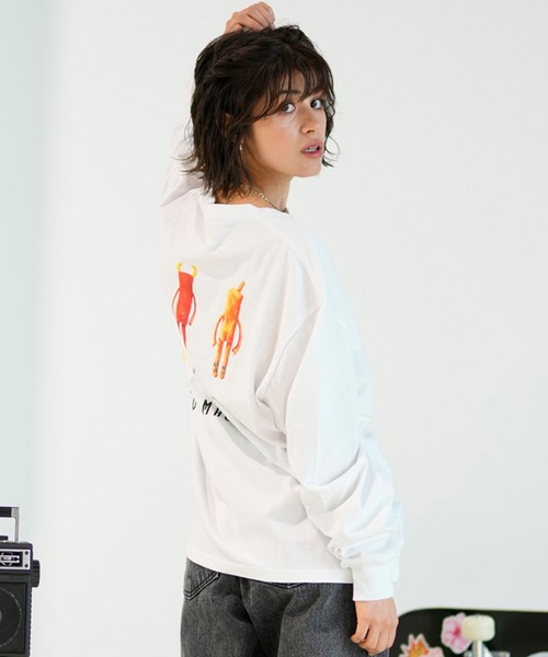 TOY MACHINE(トイ マシーン)の「【ムラサキスポーツ限定】TOY MACHINE/トイマシーン ロンT 長袖 ビックシルエット オーバーサイズ MTMPELT11(Tシャツ/カットソー・レディース・ブラック/ホワイト・L/M)」の4枚目の写真