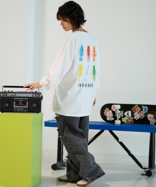 TOY MACHINE(トイ マシーン)の「【ムラサキスポーツ限定】TOY MACHINE/トイマシーン ロンT 長袖 ビックシルエット オーバーサイズ MTMPELT11(Tシャツ/カットソー・レディース・ブラック/ホワイト・L/M)」の7枚目の写真