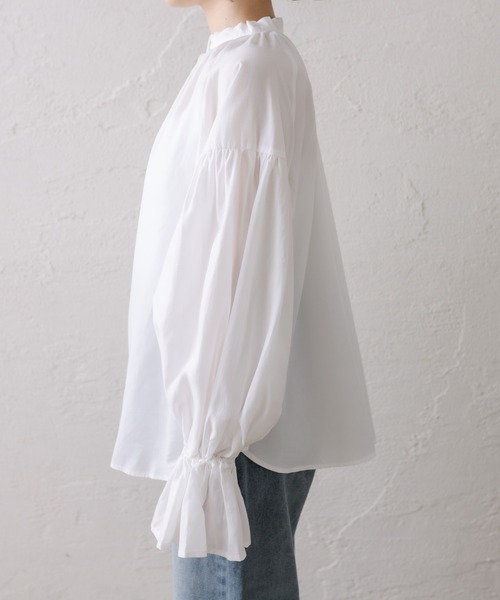 PUAL CE CIN（ピュアルセシン）の「【Du noir】袖フレアバンドカラーブラウス（シャツ/ブラウス・レディース・オフホワイト/ブルー・FREE）」の20枚目の写真