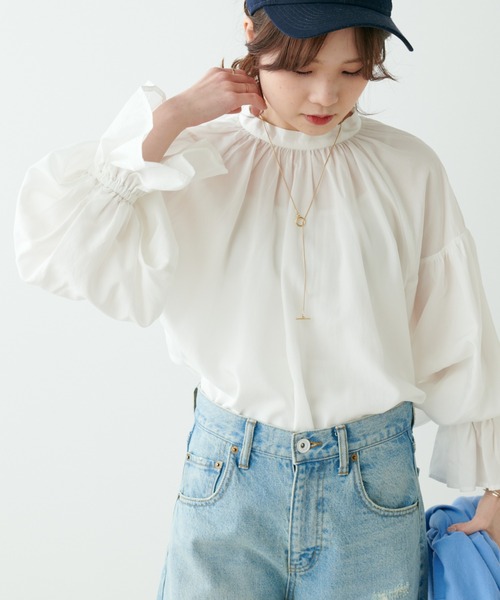 PUAL CE CIN（ピュアルセシン）の「【Du noir】袖フレアバンドカラーブラウス（シャツ/ブラウス・レディース・オフホワイト/ブルー・FREE）」の9枚目の写真