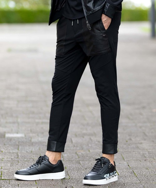 1PIU1UGUALE3 RELAX (ウノピゥウノウグァーレトレ リラックス)の「1PIU1UGUALE3 RELAX(ウノピゥウノウグァーレトレ リラックス)シープレザーコンビロングパンツ(その他パンツ・メンズ・ブラック/ホワイト・S/M/L/XL/XXL)」の3枚目の写真