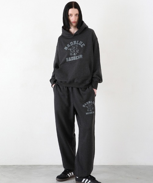 BadBlue（バッドブルー）の「BadBlue (バッドブルー) College Sweat Pants Charcoal（スウェットパンツ・レディース・チャコールグレー・フリー）」の7枚目の写真