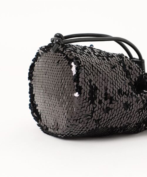 FIORELLI★スパンコール ロゴ ショルダーバッグ ポシェット★黒 FIORELLI☆スパンコール ロゴ ショルダーバッグ ポシェット☆黒