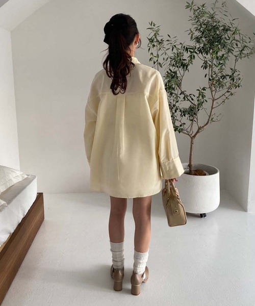 one after another NICE CLAUP（ワンアフターアナザーナイスクラップ）の「【ZOZO限定商品】ワイドスリーブオーバーサイズシャツ（シャツ/ブラウス・レディース・イエロー/オフホワイト/ブルー・FREE）」の7枚目の写真