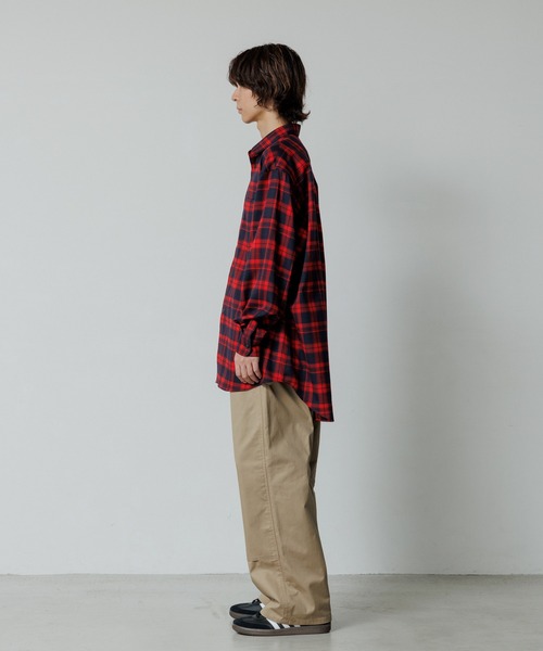 ADAM ET ROPE'(アダムエロペ)の「【WEB限定】スーパールーズシルエット ビッグブロックチェック シャツ / ユニセックス(シャツ/ブラウス・メンズ・グリーン系その他/ホワイト系その他/レッド系その他・L/M)」の6枚目の写真
