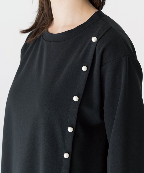 INCEDE(インシード)の「ボタンディテール プリーツ切り替えワンピース(ワンピース・レディース・ブラック/グレイッシュベージュ・M/L/LL/3L/4L)」の12枚目の写真