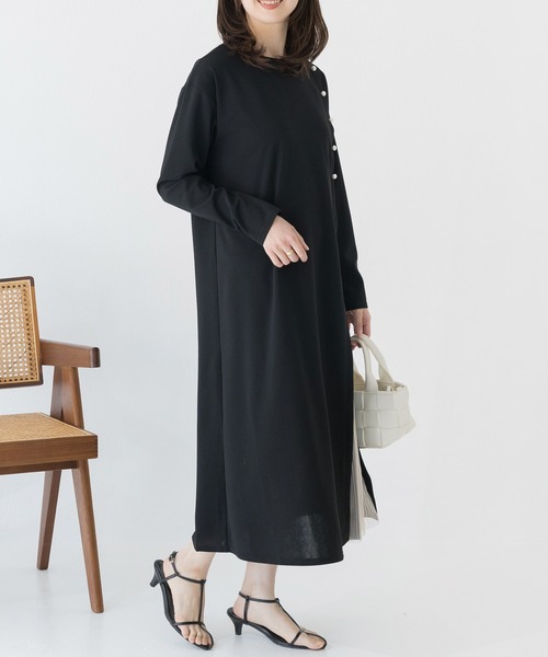 INCEDE(インシード)の「ボタンディテール プリーツ切り替えワンピース(ワンピース・レディース・ブラック/グレイッシュベージュ・M/L/LL/3L/4L)」の6枚目の写真