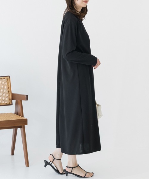 INCEDE(インシード)の「ボタンディテール プリーツ切り替えワンピース(ワンピース・レディース・ブラック/グレイッシュベージュ・M/L/LL/3L/4L)」の8枚目の写真