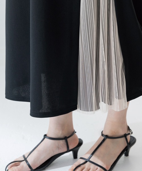 INCEDE(インシード)の「ボタンディテール プリーツ切り替えワンピース(ワンピース・レディース・ブラック/グレイッシュベージュ・M/L/LL/3L/4L)」の10枚目の写真