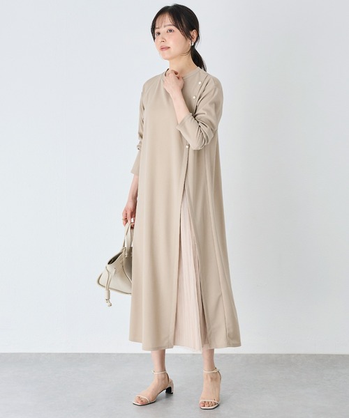 INCEDE(インシード)の「ボタンディテール プリーツ切り替えワンピース(ワンピース・レディース・ブラック/グレイッシュベージュ・M/L/LL/3L/4L)」の21枚目の写真
