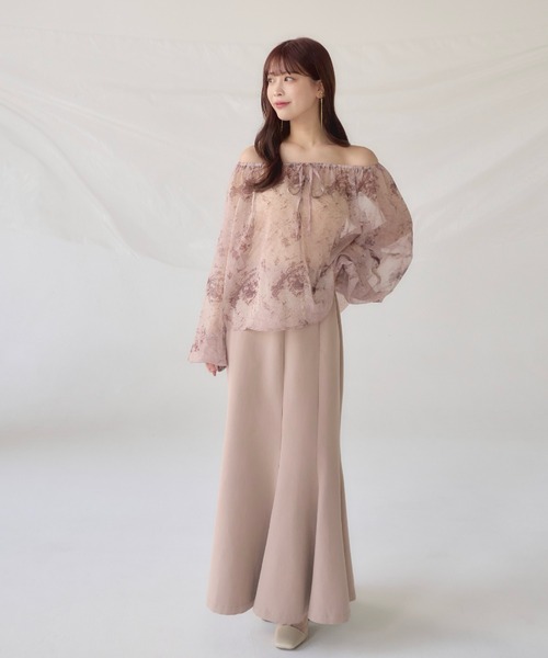mellowneon（メロウネオン）の「ニュアンス柄シアーブラウス