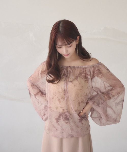 mellowneon(メロウネオン)の「ニュアンス柄シアーブラウス / 4way / 2way / オフショル(シャツ/ブラウス・レディース・ブルー/ピンクベージュ・FREE)」の15枚目の写真