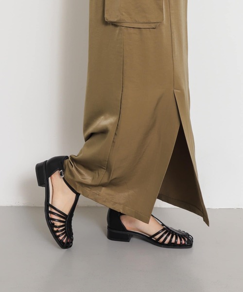 SENSE OF PLACE by URBAN RESEARCH（センスオブプレイスバイアーバンリサーチ）の「グルカサンダル（サンダル・レディース・ホワイト系その他/ライトブラウン/ブラック・SMALL/MEDIUM/LARGE）」の11枚目の写真