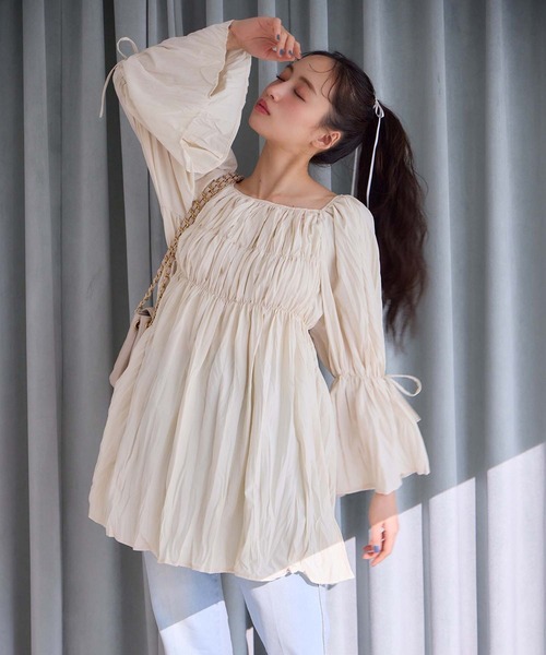 one after another NICE CLAUP（ワンアフターアナザーナイスクラップ）の「クリンクルチュニック（シャツ/ブラウス・レディース・ライトグレー/オフホワイト/ライトイエロー/ブラック・FREE）」の4枚目の写真