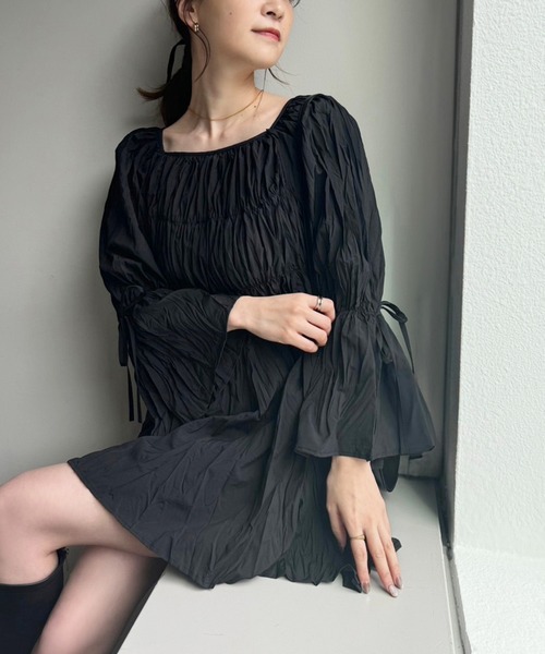 one after another NICE CLAUP（ワンアフターアナザーナイスクラップ）の「クリンクルチュニック（シャツ/ブラウス・レディース・ライトグレー/オフホワイト/ライトイエロー/ブラック・FREE）」の15枚目の写真