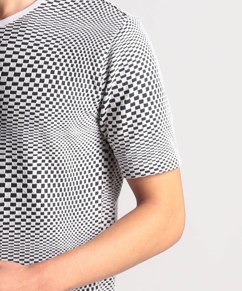 NICOLE CLUB FOR MEN（ニコルクラブフォーメン）の「ジオメトリック クルーネック半袖Ｔシャツ（Tシャツ/カットソー・メンズ・ピンク系/キナリ/ホワイト系/ブラック/オフホワイト・MEDIUM/LARGE/X-LARGE）」の8枚目の写真