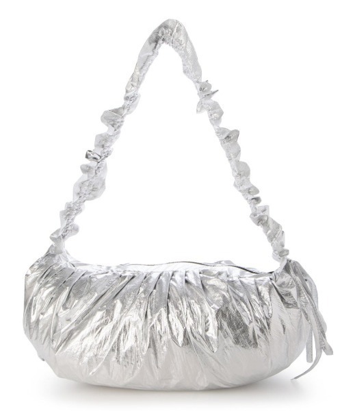 cache cache(カシュ カシュ)の「カシュカシュ cachecache / フリルハンドルタックショルダー(ショルダーバッグ・レディース・ブラック/シルバー/アイボリー・FREE)」の17枚目の写真