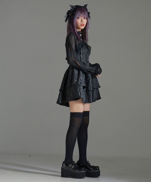Diable baiser(ディアブルベーゼ)の「厚底Wストラップパンプス(パンプス・レディース・ブラック/ブラック系その他/ホワイト・25.5cm/25cm/24.5cm/24cm/23.5cm/23cm/22.5cm)」の6枚目の写真