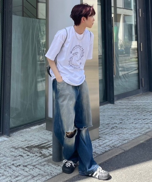 Chikashitsu +（チカシツプラス）の「【Chikashitsu +】logo graphic t-shirt 2 / ロゴグラフィック半袖Tシャツ（Tシャツ/カットソー・メンズ・チャコール/ブラック/ホワイト・ONE SIZE）」の5枚目の写真