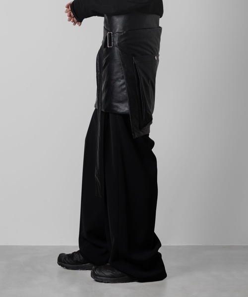 VEIN （ヴェイン）の「シンセティックレザー ラップスカートバッグ