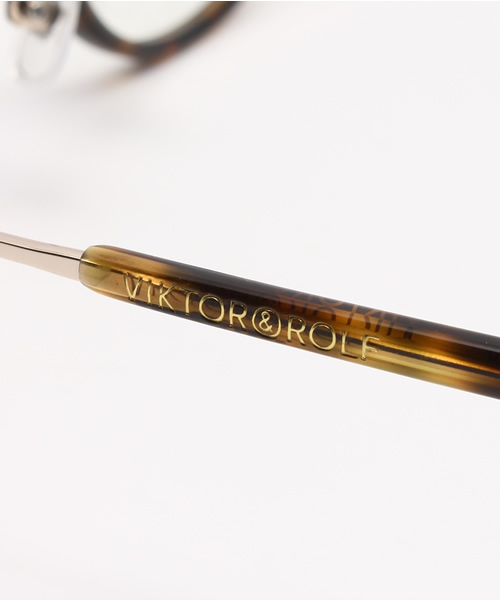 VIKTOR&ROLF（ヴィクター&ロルフ）の「VIKTOR&ROLF EYEWEAR（サングラス・レディース・ダークブラウン・フリー）」の2枚目の写真