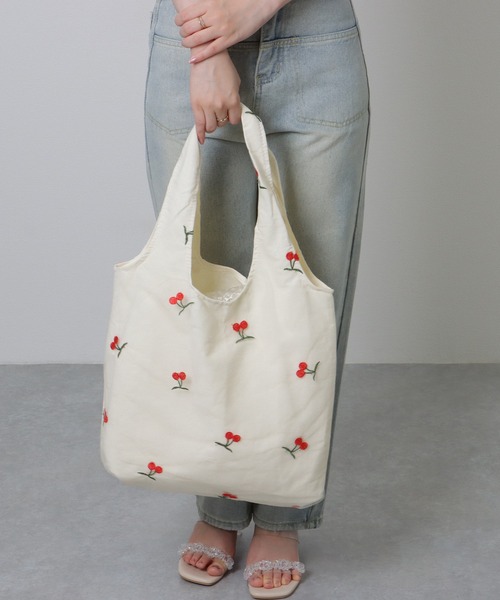 セール】シアー レイヤード 刺繍モチーフ付き ソフト ショルダー