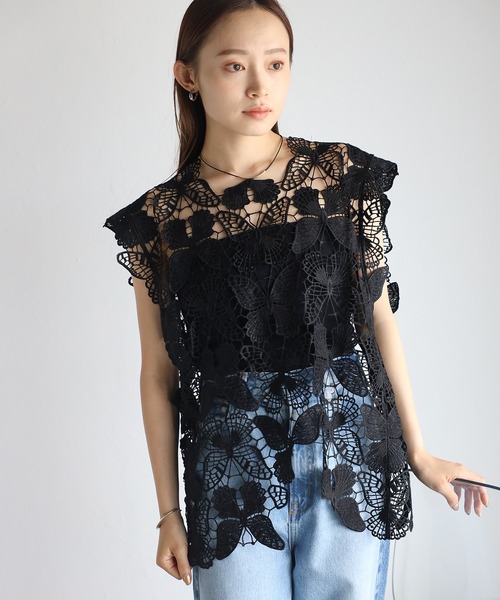 新品♪ DOROCHE CERIOTTYドロシー フラワーレース使い ベスト 新品♪ DOROCHE CERIOTTYドロシー フラワーレース使い ベスト