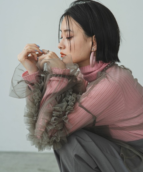 bohmal（ボマール）の「フリルキャンディースリーブシアープルオーバー（Tシャツ/カットソー・レディース・グレー/ブルー/ブラック/アイボリー・MEDIUM）」の21枚目の写真