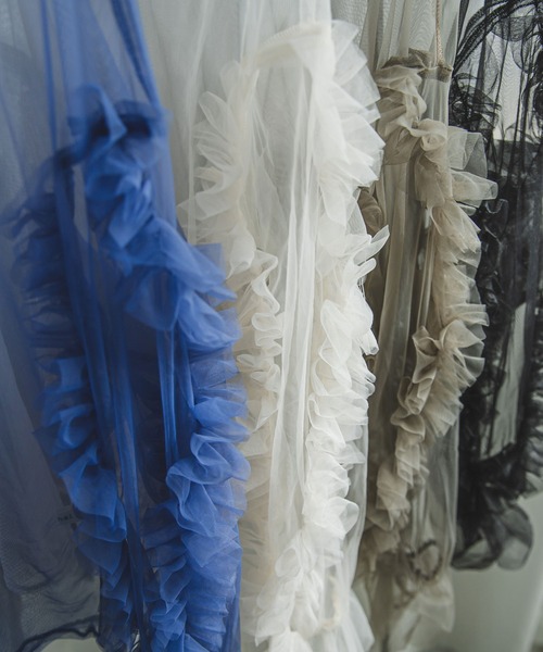 bohmal（ボマール）の「フリルキャンディースリーブシアープルオーバー（Tシャツ/カットソー・レディース・グレー/ブルー/ブラック/アイボリー・MEDIUM）」の5枚目の写真