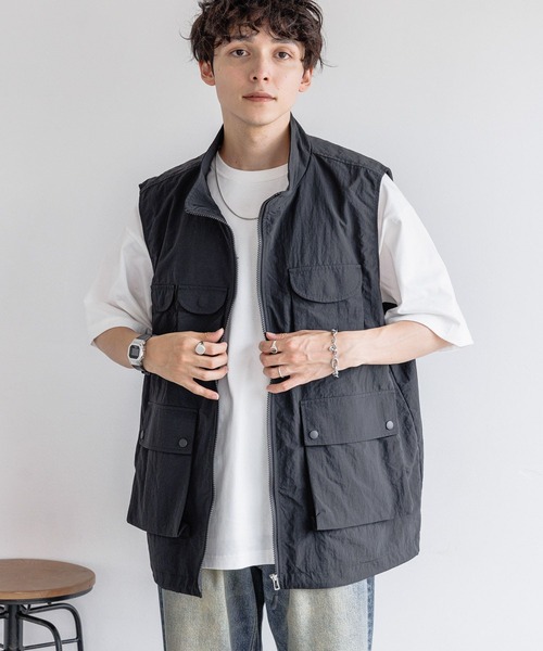 RAGEBLUE（レイジブルー）の「マルチポケット/ミリタリー/オーバーサイズナイロンベスト2（ベスト・メンズ・ブラック/グレー・LARGE/MEDIUM）」の5枚目の写真