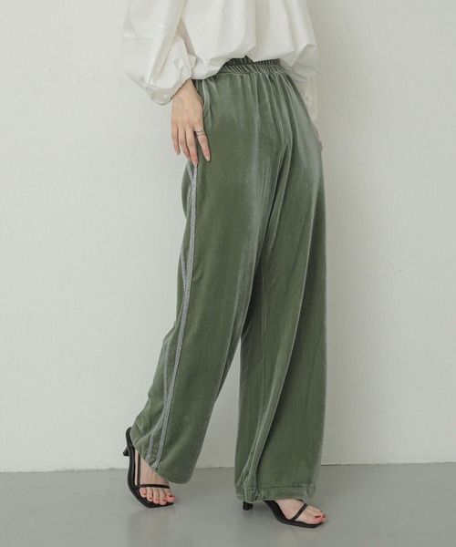 SENSE OF PLACE by URBAN RESEARCH（センスオブプレイスバイアーバンリサーチ）の「ベロアラメラインパンツ（その他パンツ・レディース・ブラウン/ネイビー/カーキ・ONE）」の19枚目の写真