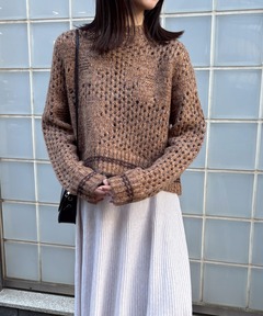 ウール混花柄メッシュクルーネックニット