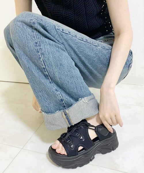 cs T&P(シーエスティーアンドピー)の「厚底 スニーカーソールスポサン(サンダル・レディース・ブラック/ベージュ・M/S/LL/L)」の12枚目の写真