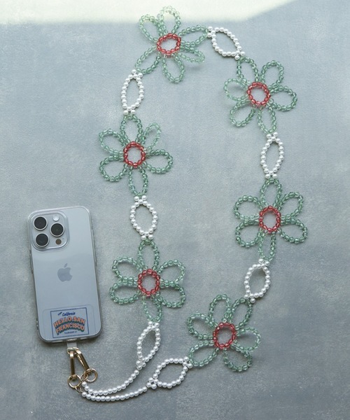 HELLO.SANFRANCISCO（ハローサンフランシスコ）の「【HELLO.SANFRANCISCO/ハローサンフランシスコ】BIGフラワービーズスマホショルダー（スマホグッズ・レディース・ピンク/グリーン/ホワイト・ONE SIZE）」の3枚目の写真