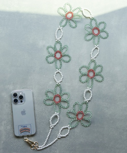 HELLO.SANFRANCISCO（ハローサンフランシスコ）の「【HELLO.SANFRANCISCO/ハローサンフランシスコ】BIGフラワービーズスマホショルダー（スマホグッズ・レディース・ピンク/グリーン/ホワイト・ONE SIZE）」の6枚目の写真