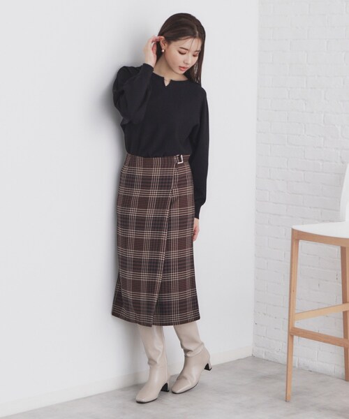 index(インデックス)の「◆《5color/XS-LL》キーネックビジュードルマンニット【洗濯機洗い可】(ニット/セーター・レディース・ピンク系1/ホワイト系8/ブルー系その他/ナチュラル/ブラック・36/34/42/40/38)」の7枚目の写真
