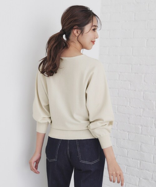 index(インデックス)の「◆《5color/XS-LL》キーネックビジュードルマンニット【洗濯機洗い可】(ニット/セーター・レディース・ピンク系1/ホワイト系8/ブルー系その他/ナチュラル/ブラック・36/34/42/40/38)」の18枚目の写真